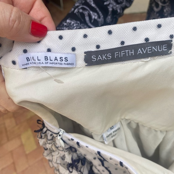 Playful Bill Blass Bow Skirt - Picture 6 of 9